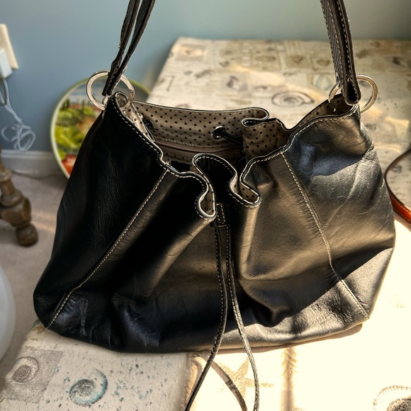 kate spade Handbags - Kate Spade black leather hobo bag